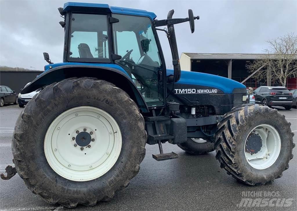 New Holland TM150 Traktoren