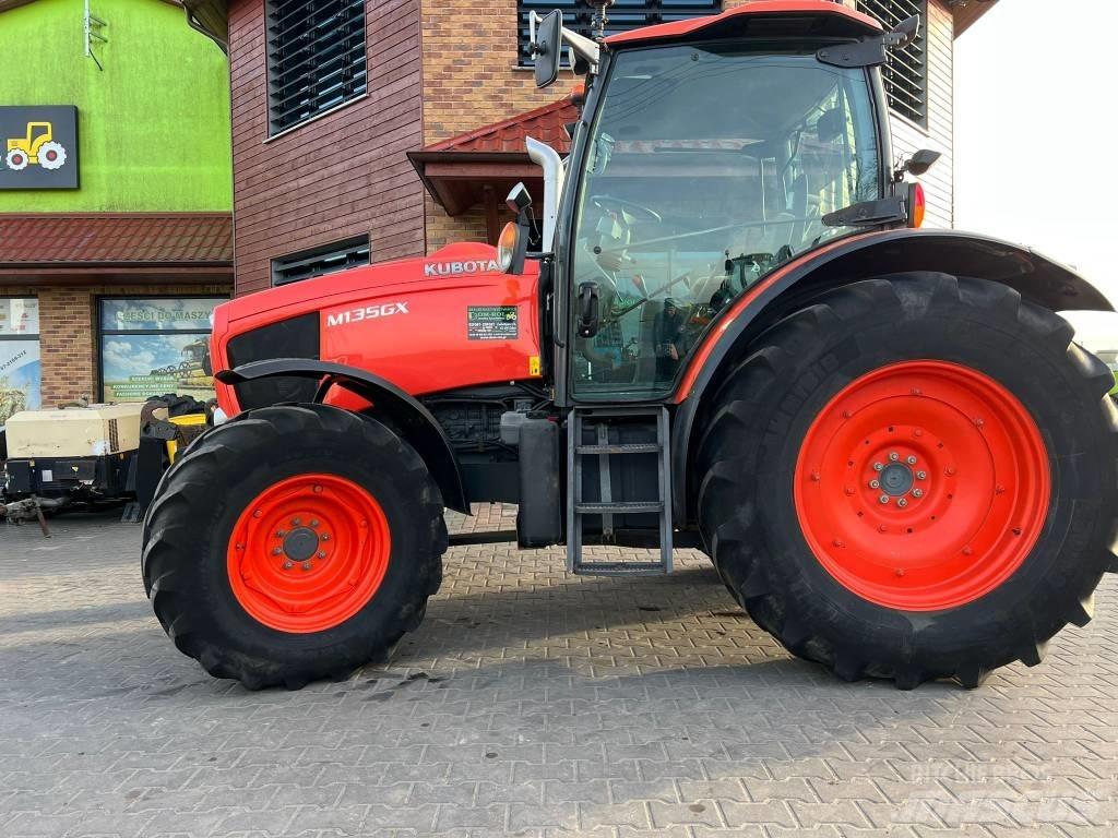 Kubota M 135 GX Traktoren