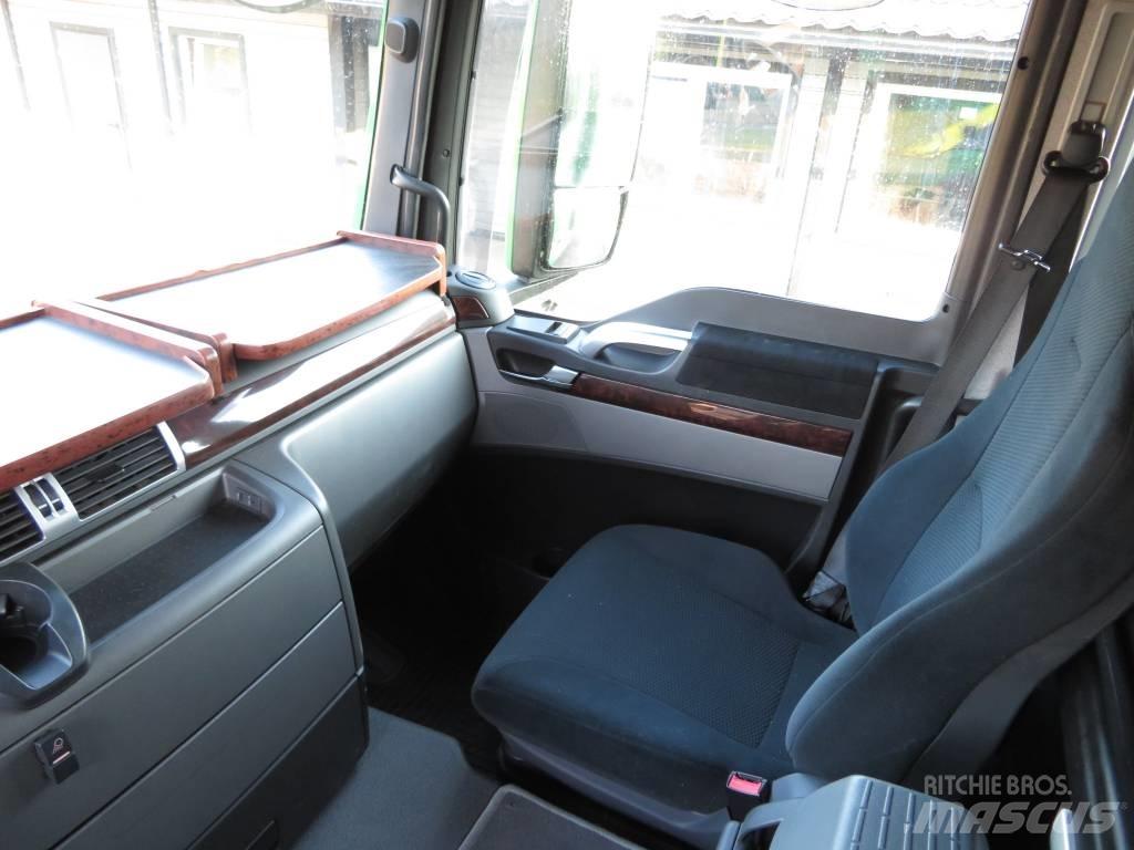 MAN 33.480 Holztransporter