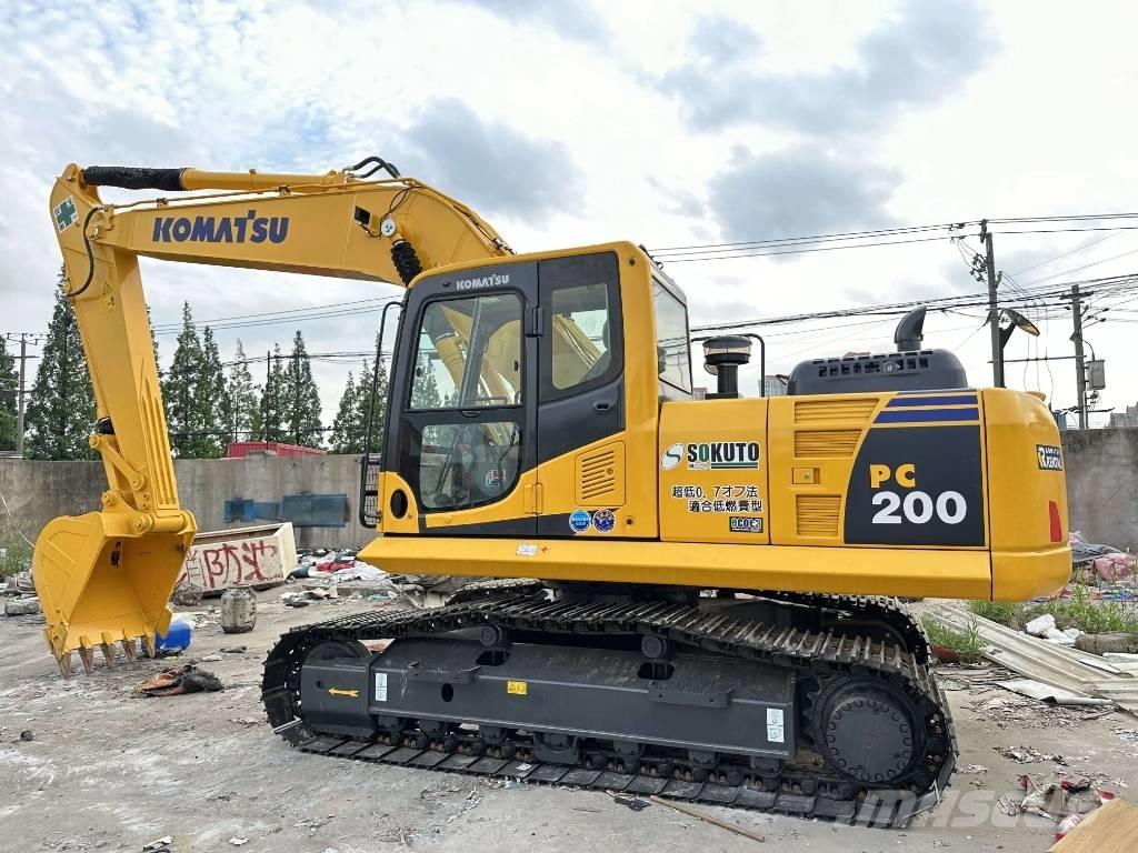 Komatsu PC 200-8 Raupenbagger