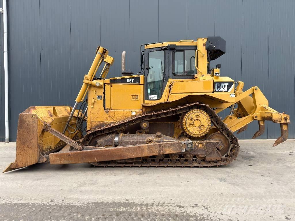 CAT D6T XL Bulldozer