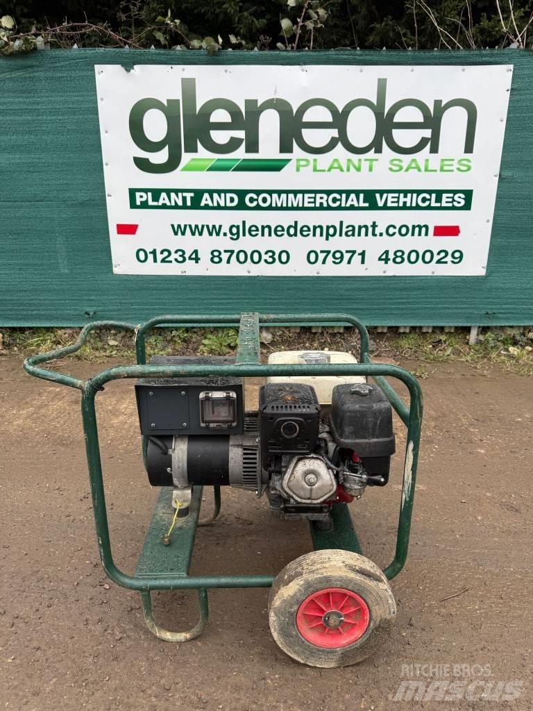  Mecc Alte 4KVA Benzin Generatoren