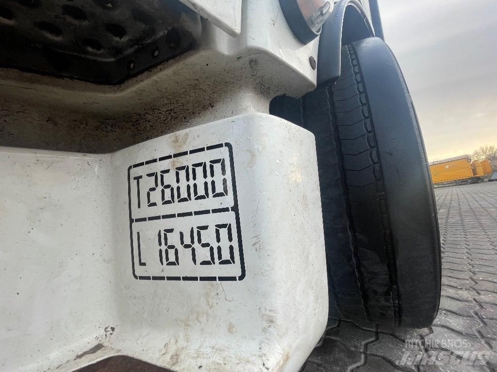 MAN 26.480 Autotransporter