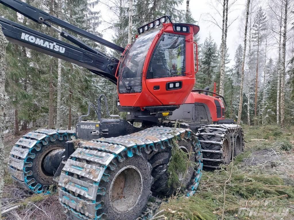 Komatsu 931 XC Harvester