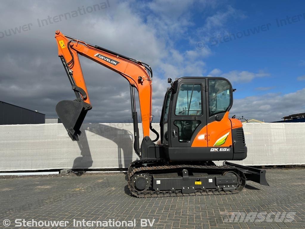 Develon DX60E-10 Minibagger < 7t