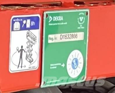 SkyJack SJ 6832 RTE Scheren-Arbeitsbühnen