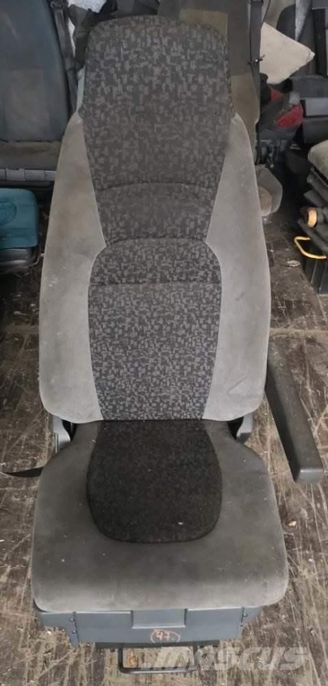 DAF LF SEDAČKA Transport Sonstige