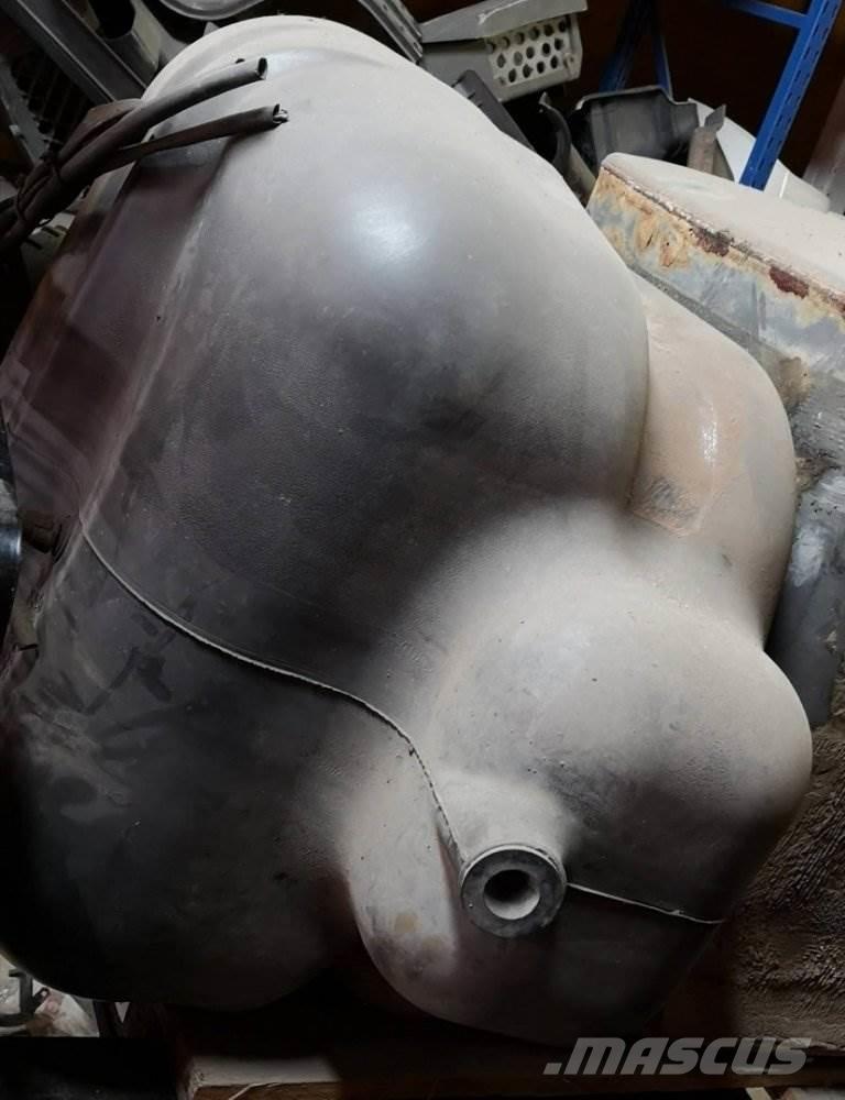  PALIVOVÁ NÁDRŽ Transport Sonstige