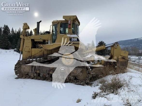 CAT D9N Bulldozer