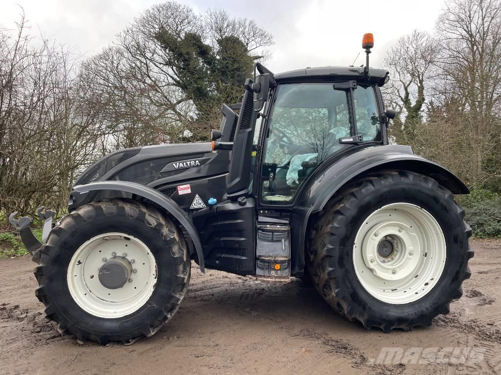 Valtra T 234 Direct Traktoren