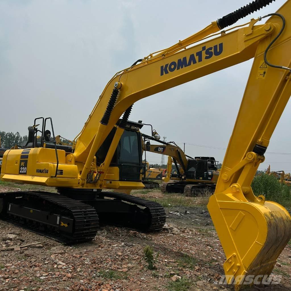 Komatsu 220-8 Raupenbagger