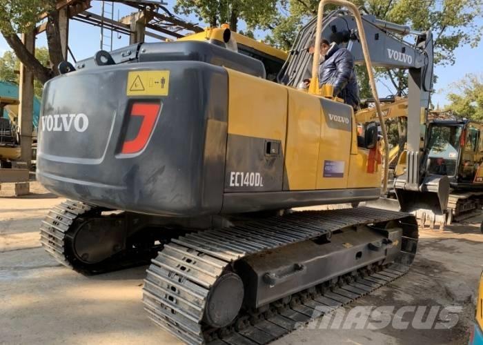 Volvo 140D Raupenbagger