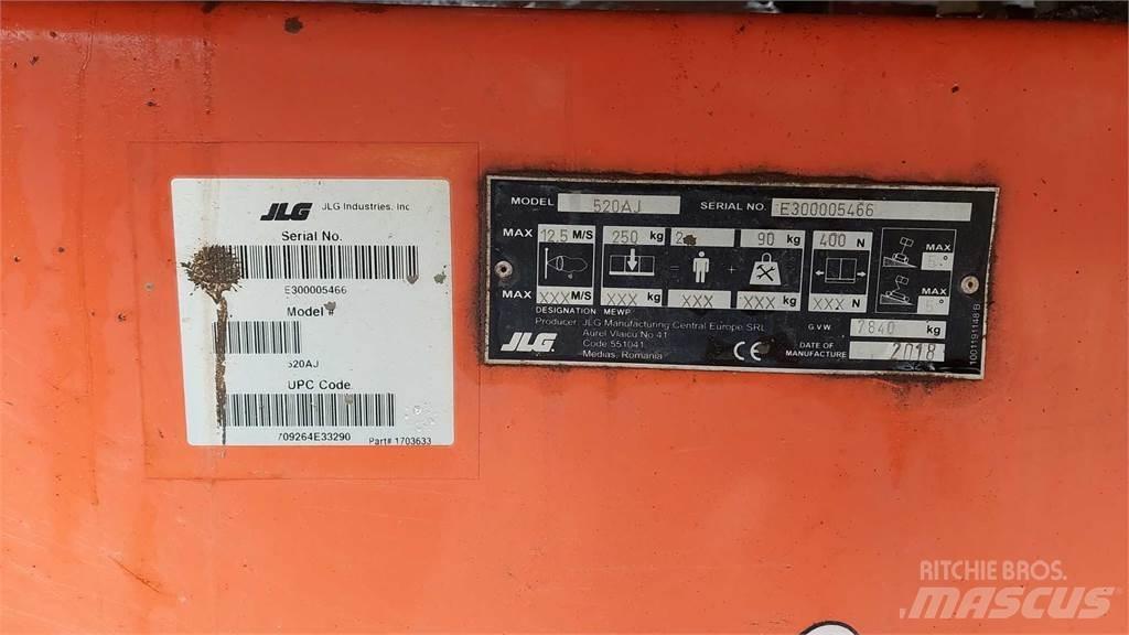JLG 520AJ Gelenkteleskoparbeitsbühnen