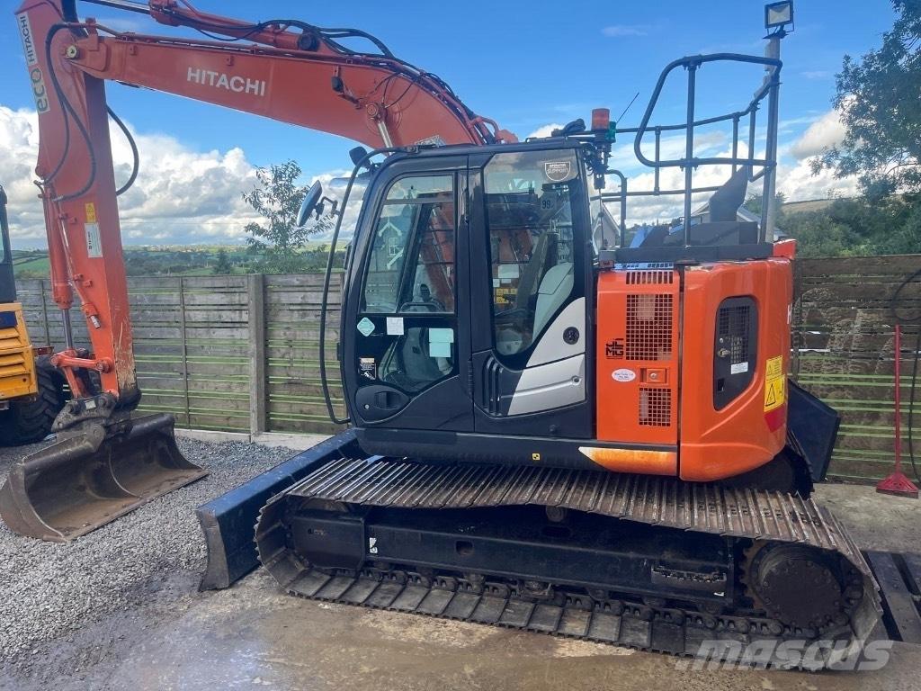Hitachi ZX 135 US-6 Raupenbagger