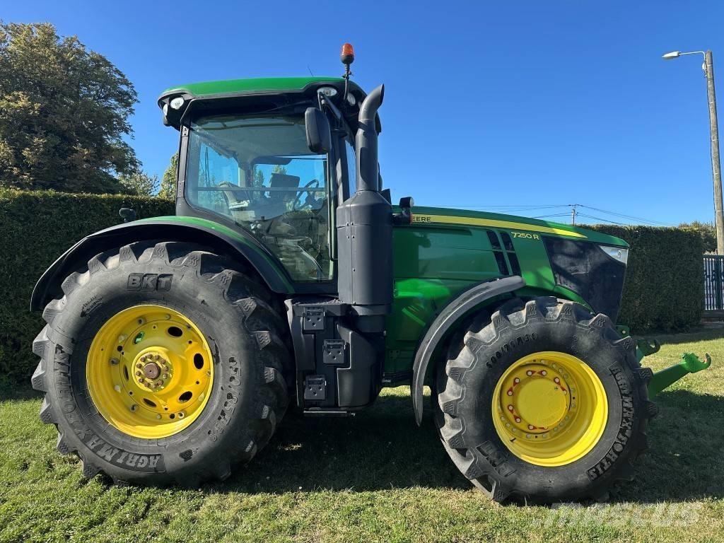 John Deere 7250 R Traktoren