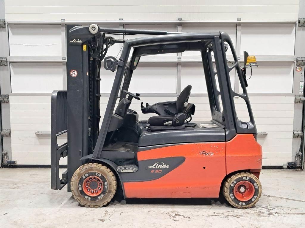 Linde E30L-01 Elektrische heftrucks