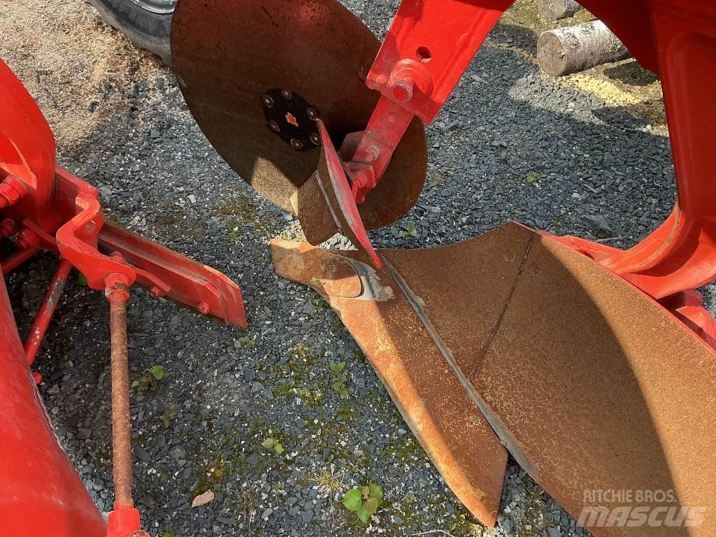 Kuhn Vari-Master 123 Wendepflüge