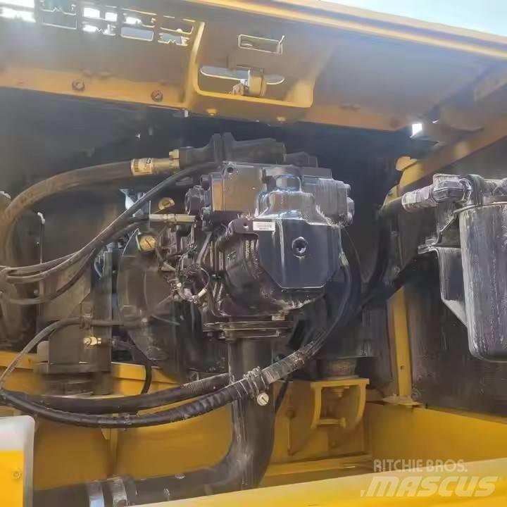 Komatsu PC360-8 Raupenbagger