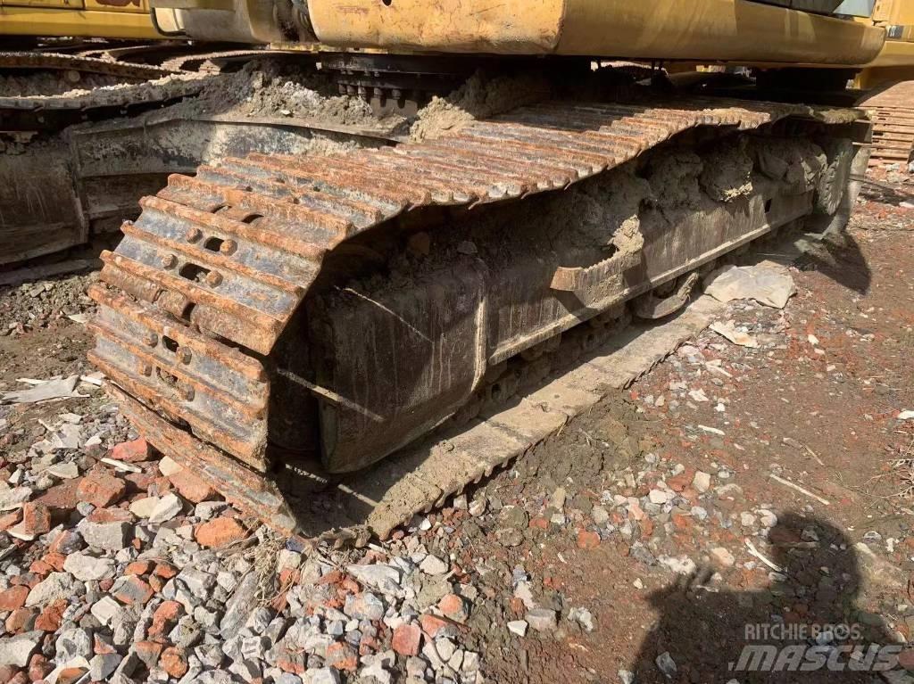 CAT 323D2 Raupenbagger