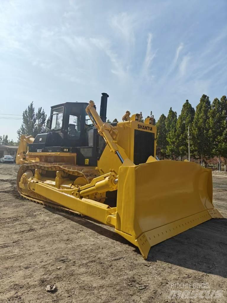 Shantui SD 32 Bulldozer