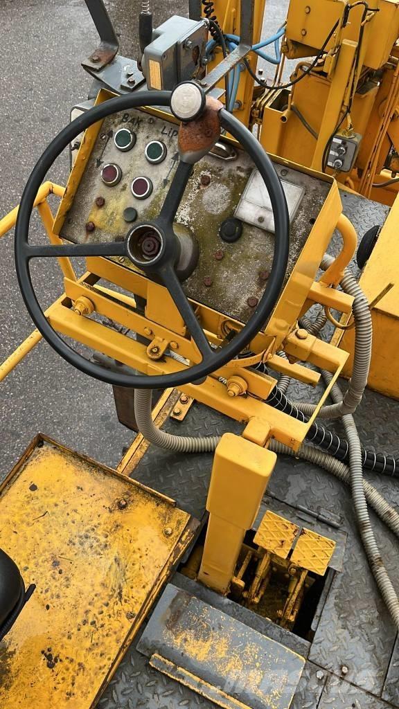 Demag SF 120 P Strassenfertiger