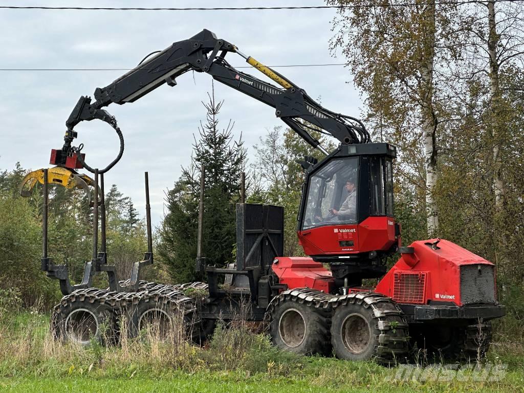 Valmet 801 Combi Harwarder