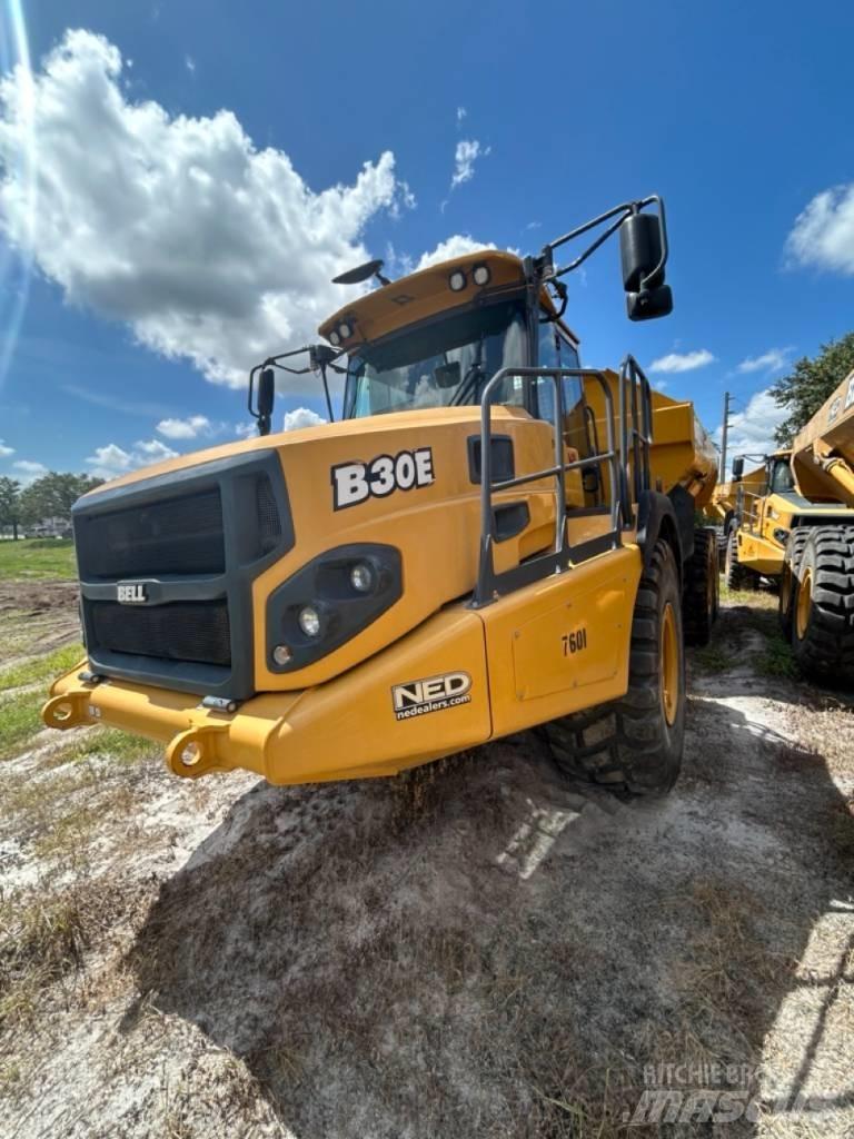 Bell B30E Dumper - Knickgelenk
