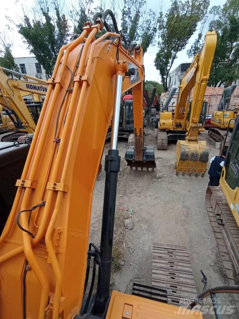 Hyundai Robex 215-9T Raupenbagger