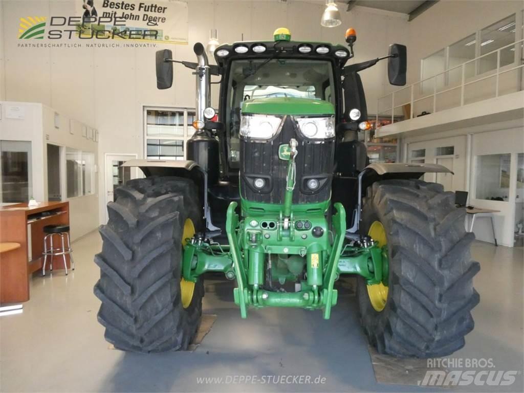 John Deere 6250R Traktoren