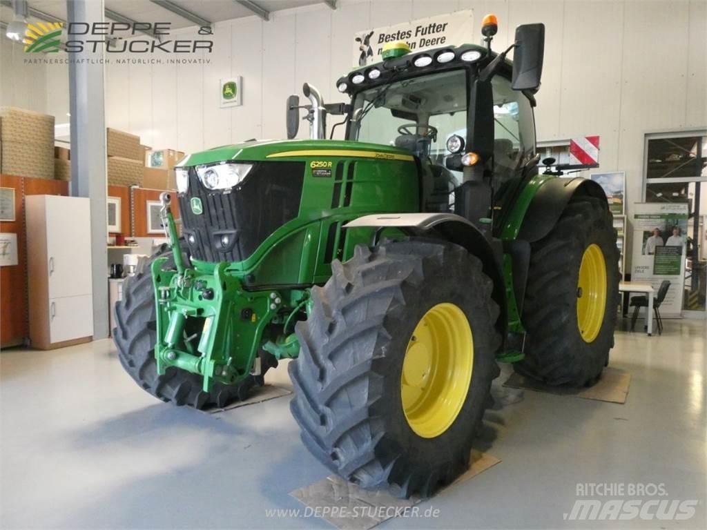 John Deere 6250R Traktoren