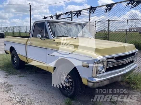 Chevrolet C10 Sonstige Baumaschinen