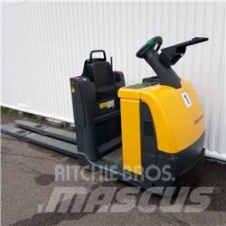 Jungheinrich ECE 225 Niederhub-Kommissionierer