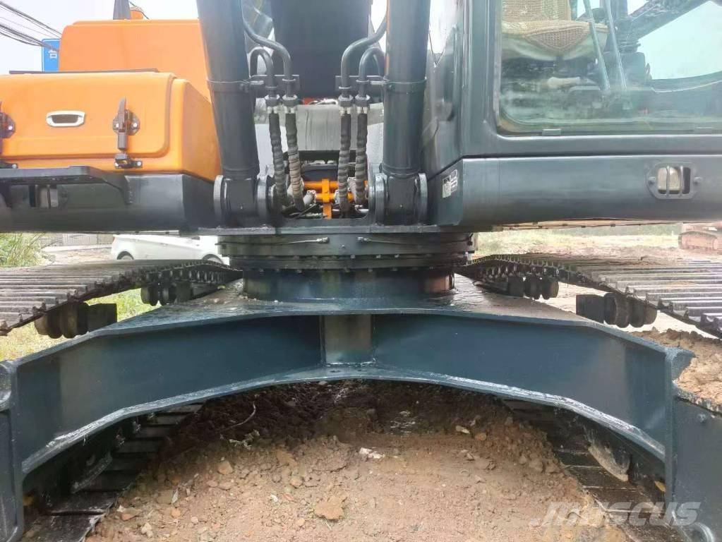 Hyundai 220LC-9S Raupenbagger