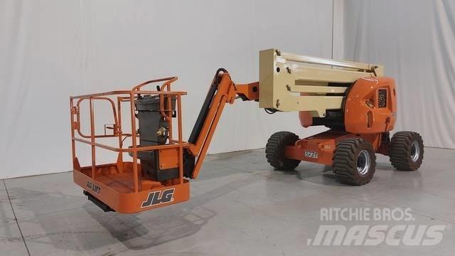 JLG 450 AJ Gelenkteleskoparbeitsbühnen