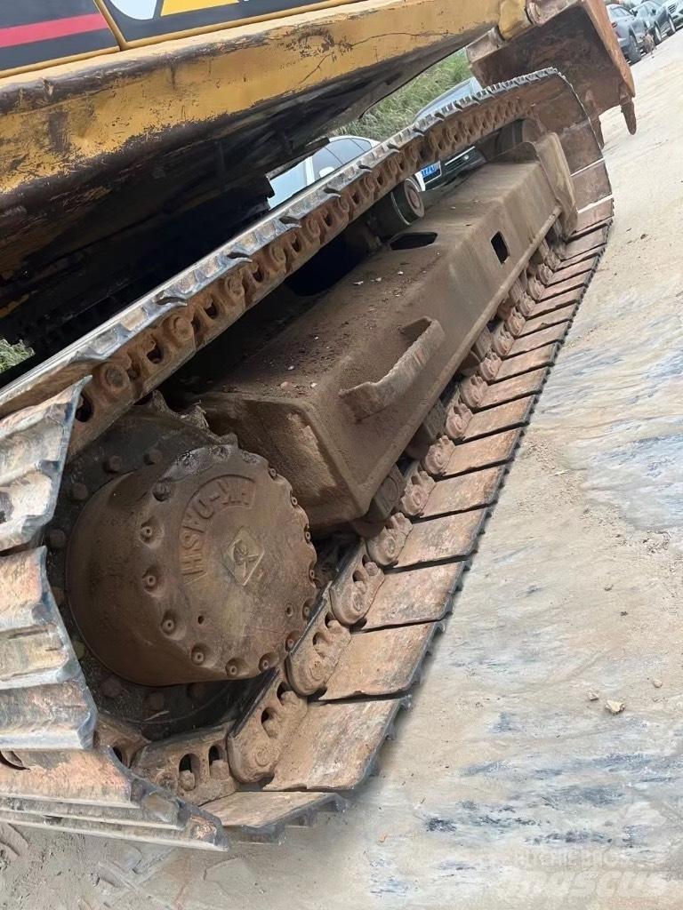 CAT 313 D Raupenbagger
