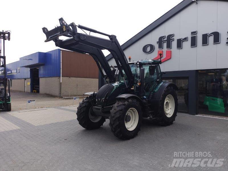Valtra N134 A Traktoren