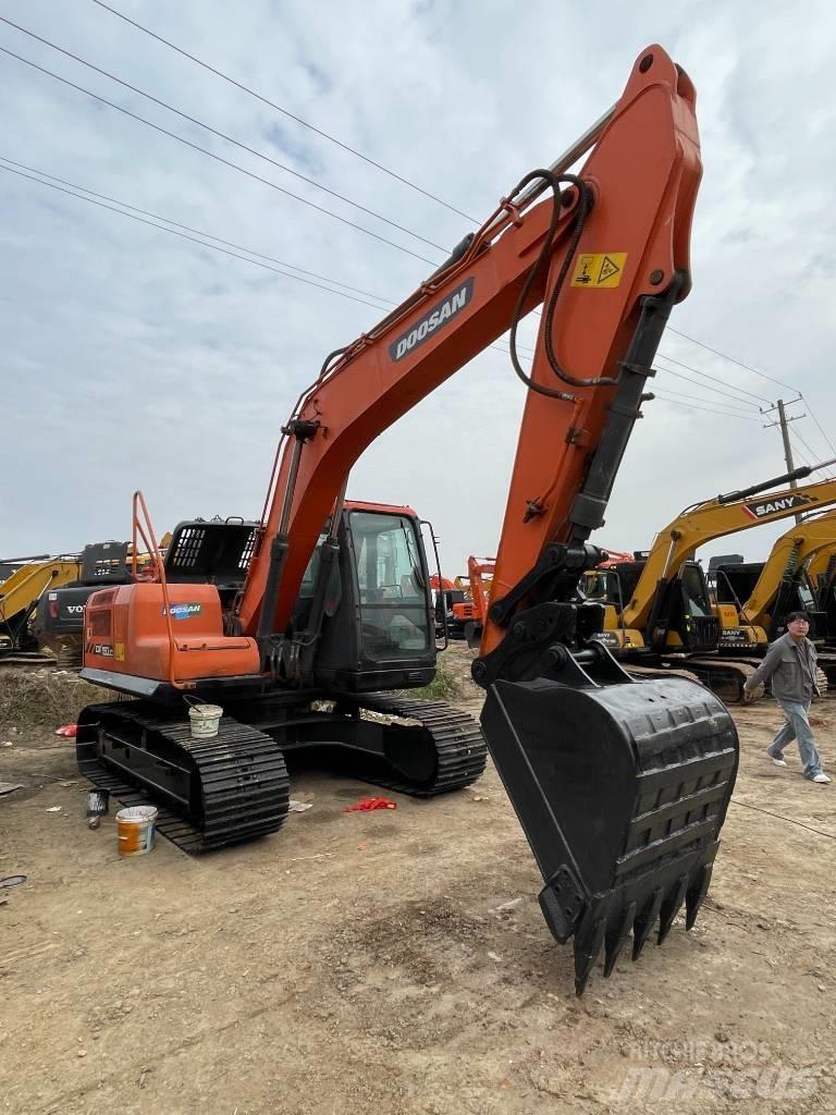 Doosan dx150 Raupenbagger
