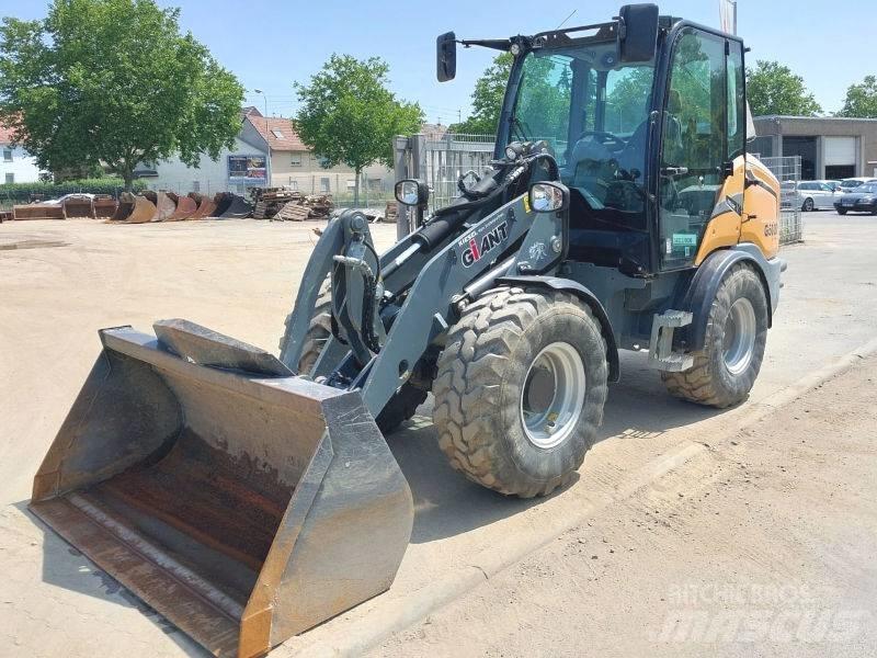 Giant G 5000 X-Tra Radlader