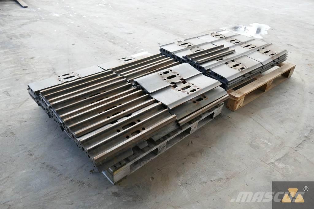 CAT 320 Trackshoes Reifen