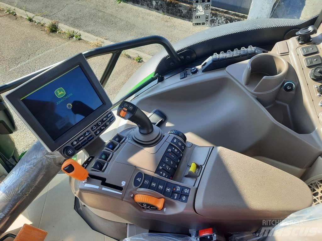 John Deere 6R130 Traktoren