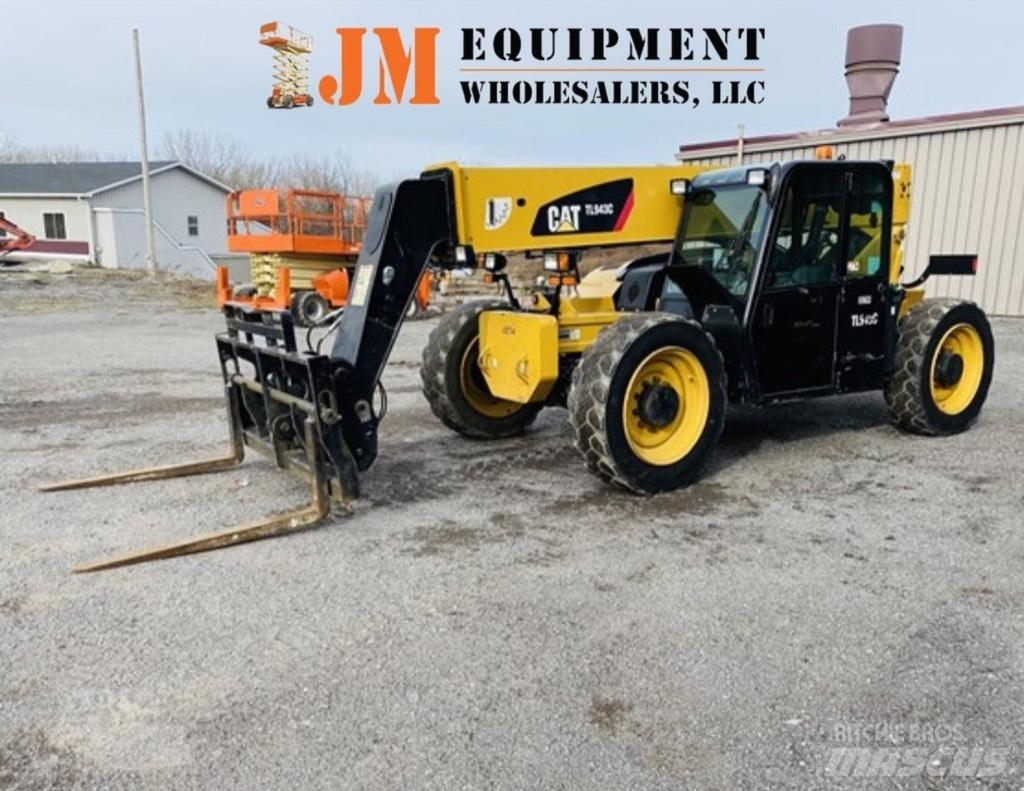 CAT TL 943 C Teleskoplader