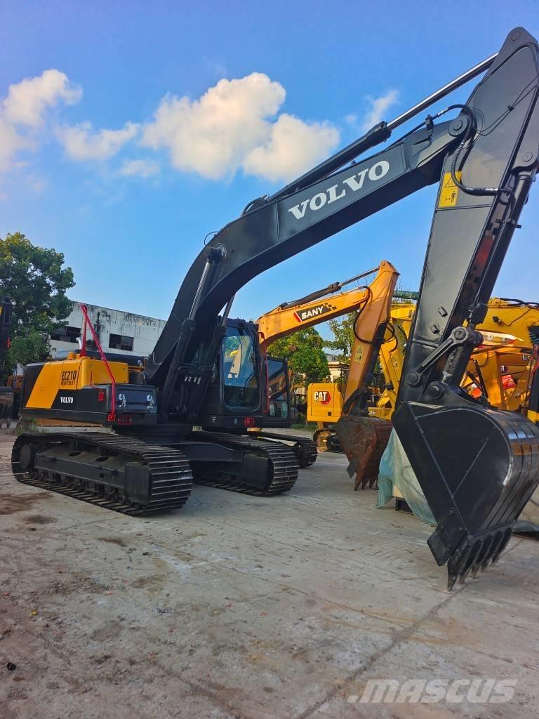 Volvo EC 210 B LC Raupenbagger