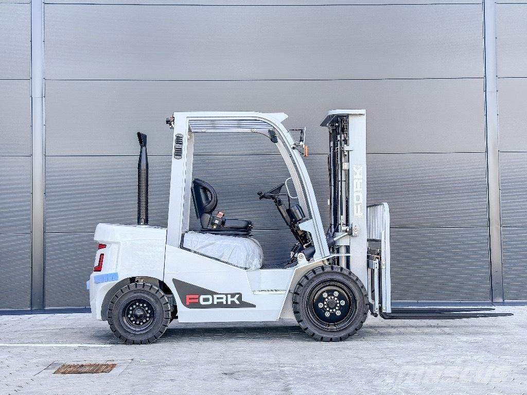 Fork LK30d-30 Diesel heftrucks