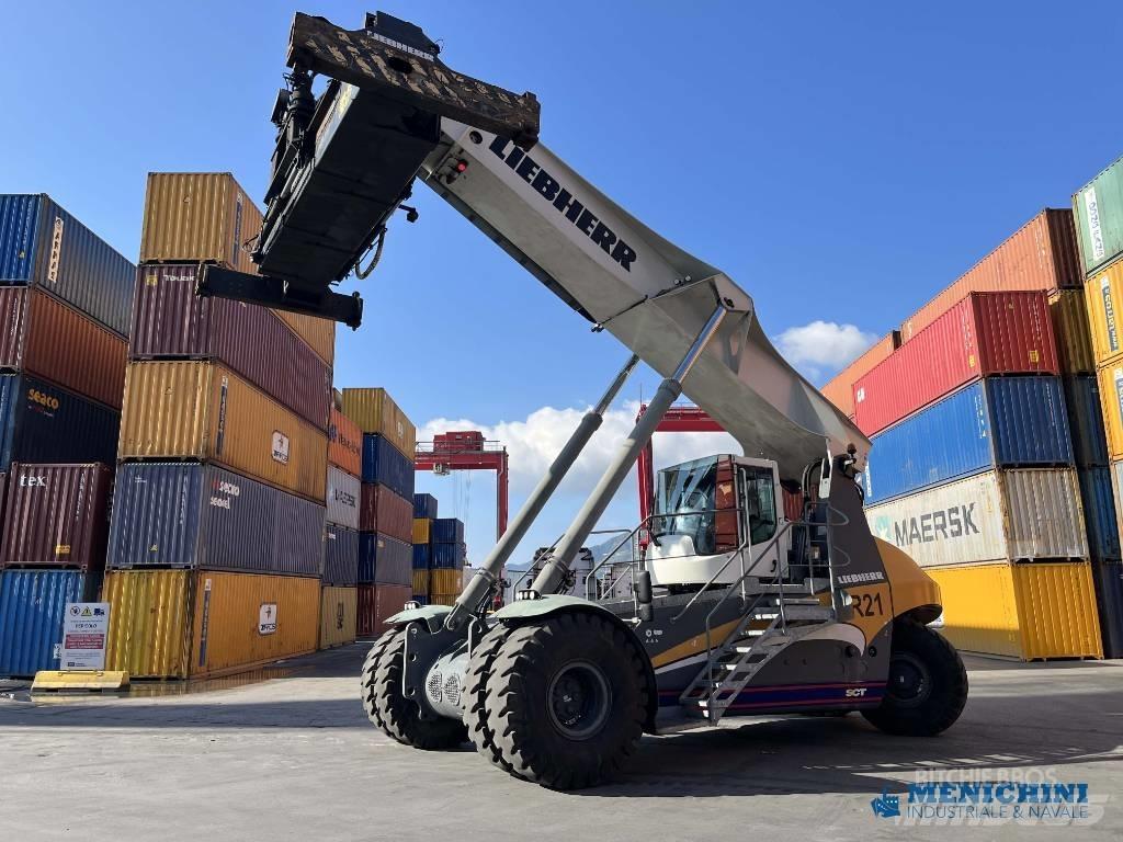Liebherr LRS 545 Containerstapler