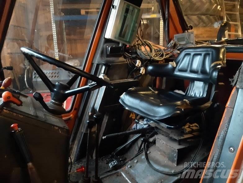 Fiat 880 DT Traktoren