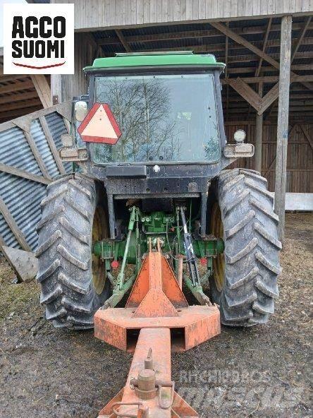 John Deere 3040 SG Traktoren