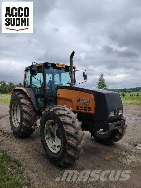 Valtra 8400 Traktoren