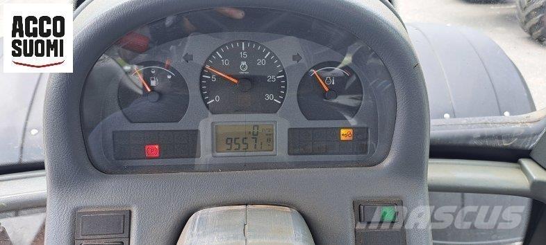 Valtra N121 H Traktoren