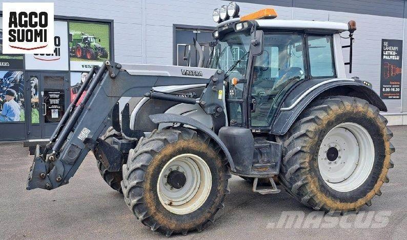 Valtra N141 A Traktoren