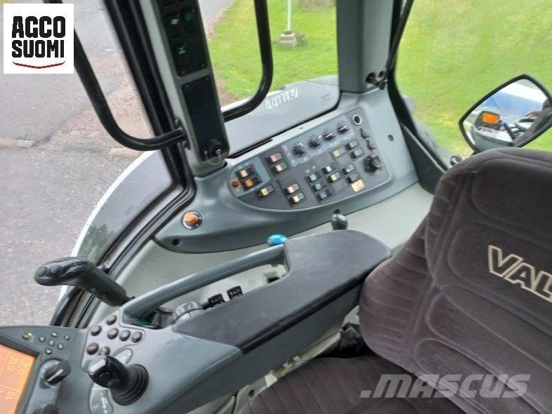 Valtra N141 A Traktoren